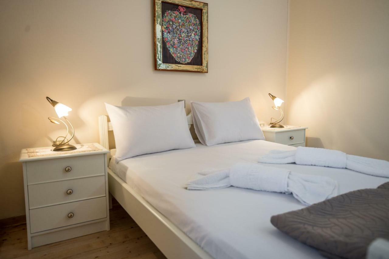 Villa Livas Kavallos  Екстер'єр фото
